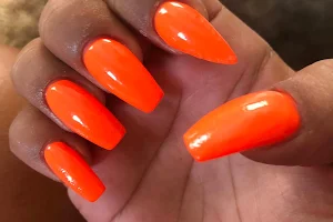 Da Vi Nails image