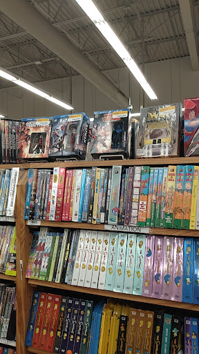 Book Store «Half Price Books», reviews and photos, 1075 E Golf Rd, Schaumburg, IL 60173, USA