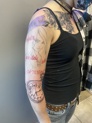 Tattoo Shop «Moving Shadow Ink», reviews and photos, 4328 W Forest Home Ave, Milwaukee, WI 53219, USA