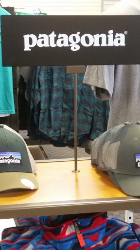 Sportswear Store «Sun & Ski», reviews and photos, 1100 W Arbrook Blvd A, Arlington, TX 76015, USA