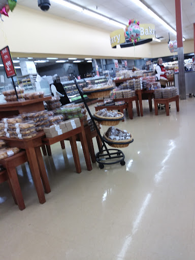 Supermarket «Giant Eagle Supermarket», reviews and photos, 5220 Mahoning Ave, Youngstown, OH 44515, USA