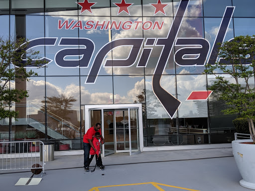 Shopping Mall «Ballston Common Mall», reviews and photos, 4238 Wilson Blvd, Arlington, VA 22203, USA