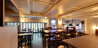 Atmosphère du Restaurant The Canadian Embassy Pub à Paris - n°4