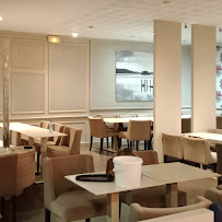 Atmosphère du Restaurant français Taverne La Place Affligem à Toulon - n°8