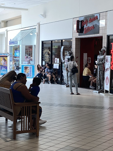 Tattoo Shop «BODY ARMOR TATTOO AND PIERCING», reviews and photos, 20709 US-27, Lake Wales, FL 33853, USA