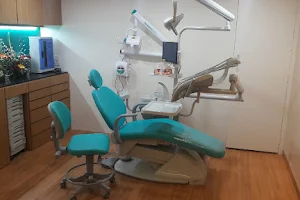 Parshva Dental Care image