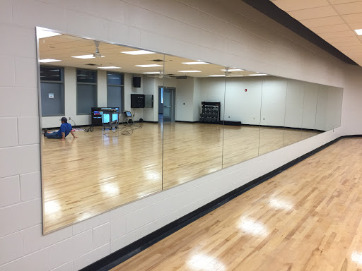 Glass & Mirror Shop «Kokomo Glass & Paint», reviews and photos, 226 S Union St, Kokomo, IN 46901, USA