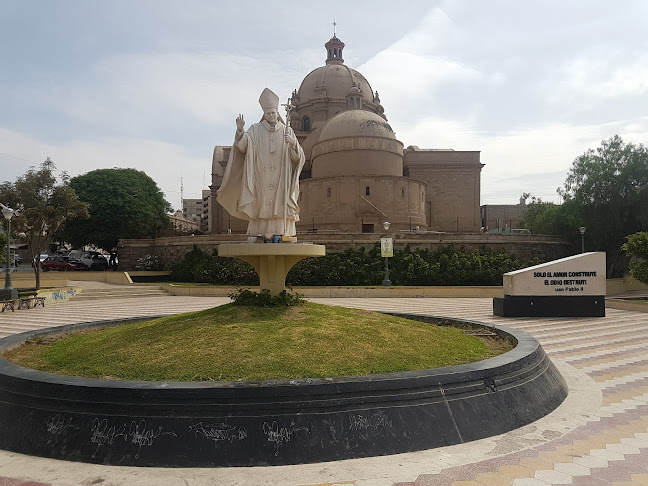 Comentarios y opiniones de Catedral de Tacna