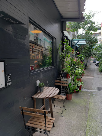 Caffe‘ Ruelle（Yusheng)巷子咖啡館(天母雨聲）