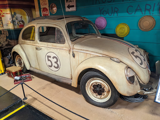 Tourist Attraction «Volo Auto Museum», reviews and photos, 27582 Volo Village Rd, Volo, IL 60073, USA