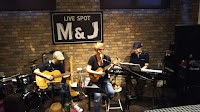 LIVE SPOT M&J
