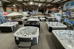 Hot Tub Factory Outlet image