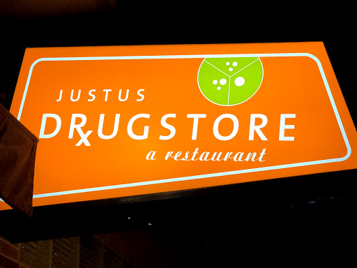 New American Restaurant «Justus Drugstore - A Restaurant», reviews and photos, 106 W Main St, Smithville, MO 64089, USA