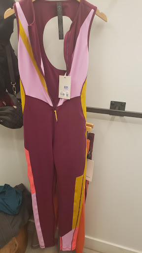 Sportswear Store «lululemon», reviews and photos, 8555 San Ysidro Ave, Gilroy, CA 95020, USA