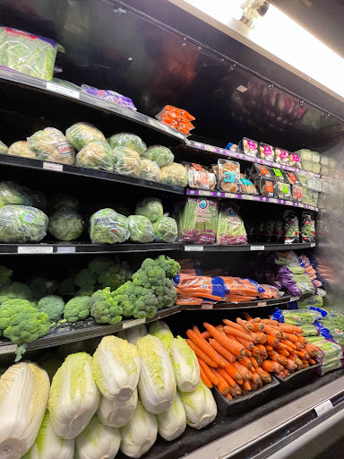 Grocery Store «Streets Market & Cafe», reviews and photos, 222 N Charles St, Baltimore, MD 21201, USA