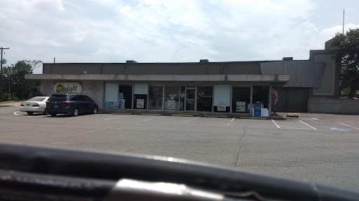 Donut Shop «Daylight Donuts», reviews and photos, 4030 J.F.K. Blvd, North Little Rock, AR 72116, USA