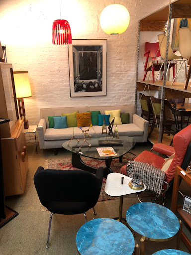 Used Furniture Store «Furniture Lounge», reviews and photos, 11 E University Ave, Champaign, IL 61820, USA