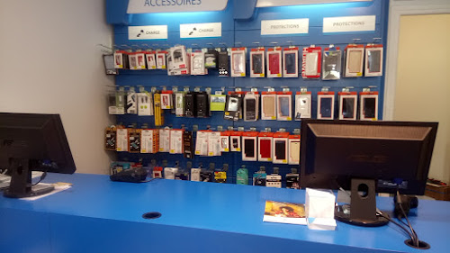GALA PHONE / AVELIS CONNECT Vente téléphones, smartphones, tablettes et réparation iPhone / Samsung / Huawei / Xiaomi à Saint-Rémy-de-Provence