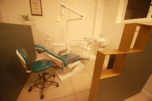 THEKKAYIL DENTAL AND AESTHETIC CLINIC image