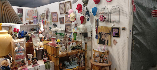 Flea Market «Irvington Flea Market», reviews and photos, 6301 E Washington St, Indianapolis, IN 46219, USA