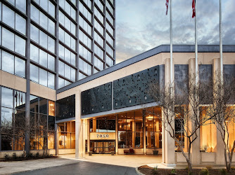 Crowne Plaza Dallas-Market Center, an IHG Hotel