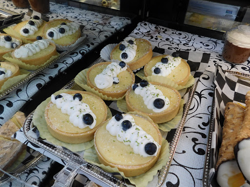 Grocery Store «Libbie Market», reviews and photos, 400 Libbie Ave, Richmond, VA 23226, USA