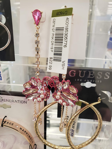 Clothing Store «Ross Dress for Less», reviews and photos, 926 Airport Center Rd, Allentown, PA 18109, USA