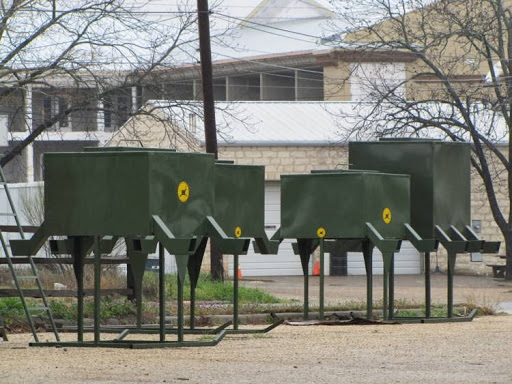 Animal Feed Store «Lochte Feed & General Store», reviews and photos, 509 Longhorn St, Fredericksburg, TX 78624, USA