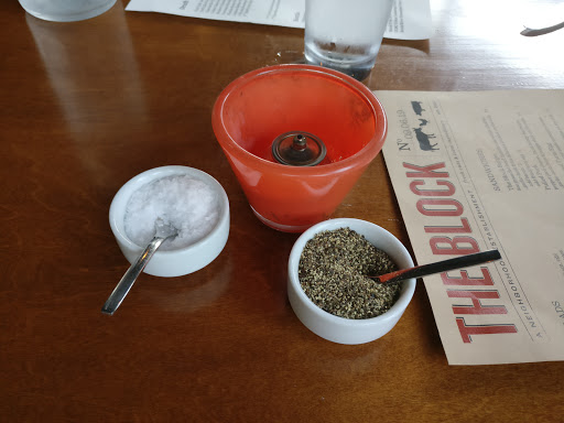 American Restaurant «The Block Restaurant Webster Groves», reviews and photos, 146 W Lockwood Ave, Webster Groves, MO 63119, USA