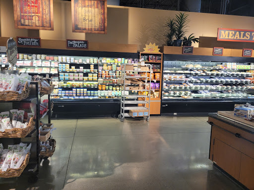 Grocery Store «Grandview Yard Market District», reviews and photos, 840 W 3rd Ave, Columbus, OH 43212, USA