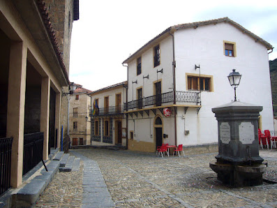 Ayuntamiento de Munilla Pl. Sta. María, 1, 26586 Munilla, La Rioja, España