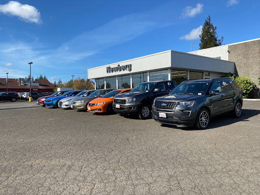 Auto Parts Store «Newberg Dodge Jeep Chrysler Ram», reviews and photos, 2809 Portland Rd, Newberg, OR 97132, USA