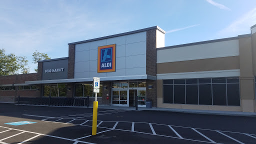 Supermarket «ALDI», reviews and photos, 270 Amherst St, Nashua, NH 03063, USA