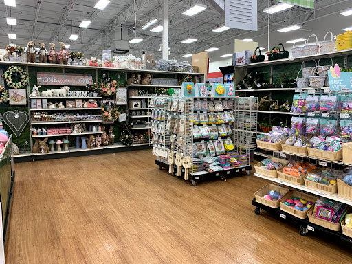 Craft Store «Michaels», reviews and photos, 1440 Old Country Rd Ste 400, Riverhead, NY 11901, USA