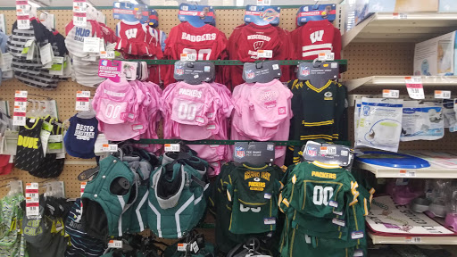 Pet Supply Store «Pet Supplies Plus», reviews and photos, 4505 S 76th St, Greenfield, WI 53220, USA