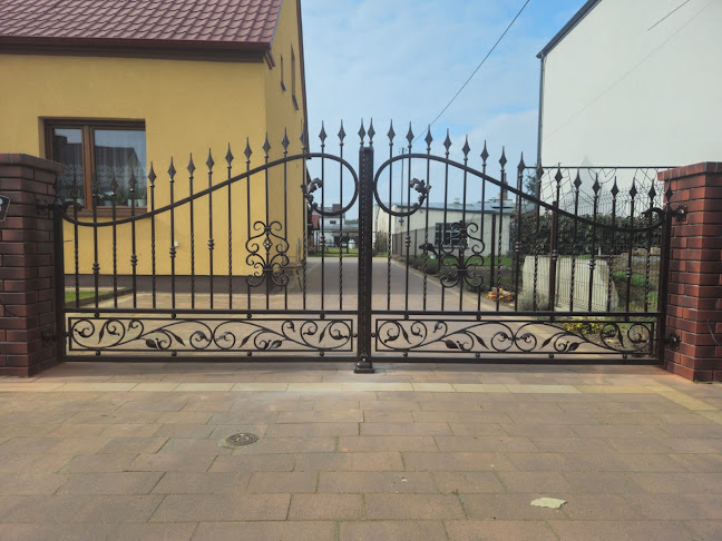 Sarbinowski Dawid. Ślusarstwo, metaloplastyka - Ślusarz