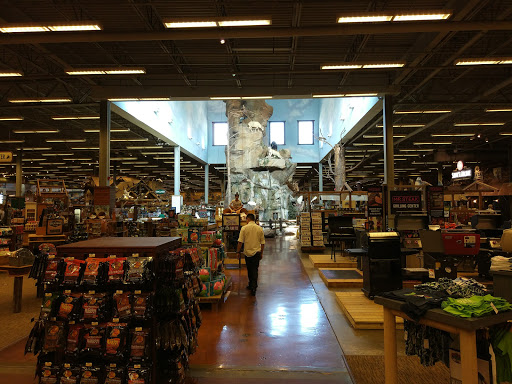 Sporting Goods Store «Bass Pro Shops», reviews and photos, 7000 Arundel Mills Cir, Hanover, MD 21076, USA