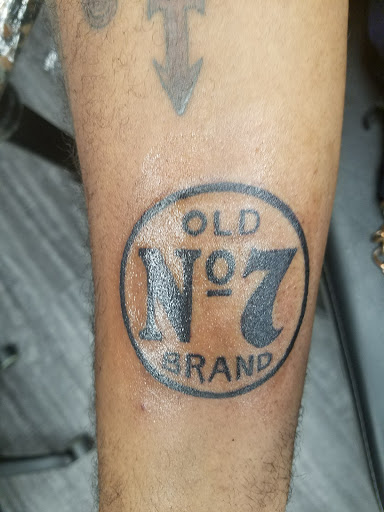 Tattoo Shop «Red Octopus Tattooing», reviews and photos, 6718 Suitland Rd, Morningside, MD 20746, USA