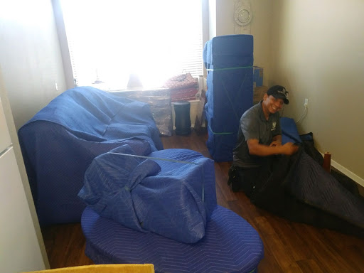 Moving and Storage Service «Two Men and a Truck», reviews and photos, 2905 W Indian School Rd, Phoenix, AZ 85017, USA