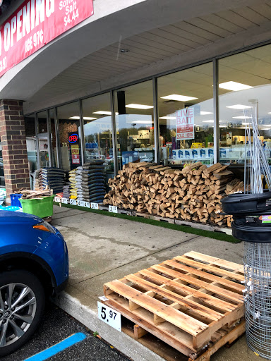 Hardware Store «Trust Hardware - Oaklandon Towne Center», reviews and photos, 11915 Pendleton Pike, Indianapolis, IN 46236, USA