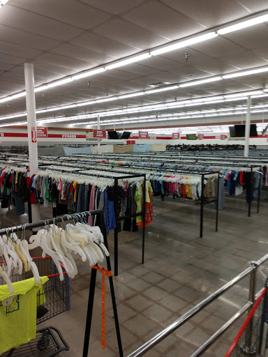 Used Clothing Store «Family Thrift Center Outlet», reviews and photos, 6769 S Texas 6, Houston, TX 77083, USA