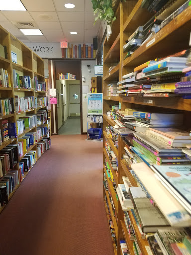 Used Book Store «Goodwill Manasota Bookstore - Bradenton», reviews and photos, 7200 55th Ave E, Bradenton, FL 34203, USA