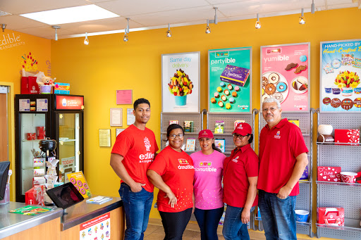 Gift Shop «Edible Arrangements», reviews and photos, 6612 Garth Rd, Baytown, TX 77521, USA