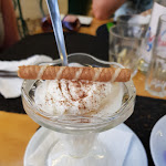 Photo n°2 de l'avis de Mark. fait le 07/06/2017 à 22:03 sur le  Café Inglês à Silves