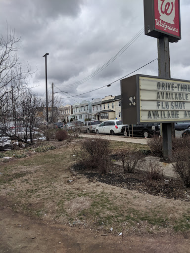 Drug Store «Walgreens», reviews and photos, 132-50 Metropolitan Ave, Richmond Hill, NY 11418, USA