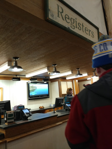 Clothing Store «L.L. Bean», reviews and photos, 280 School St, Mansfield, MA 02048, USA