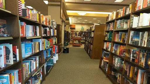 Book Store «Barnes & Noble», reviews and photos, 765 NJ-17, Paramus, NJ 07652, USA
