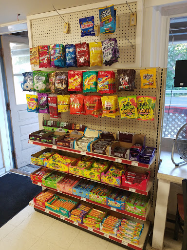 Grocery Store «Papas Deli & Groceries», reviews and photos, 289 N Main St, Winsted, CT 06098, USA