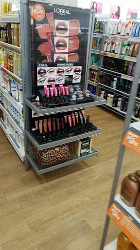 Hair Salon «Ulta Beauty», reviews and photos, 8210 Macedonia Commons Blvd #28, Macedonia, OH 44056, USA