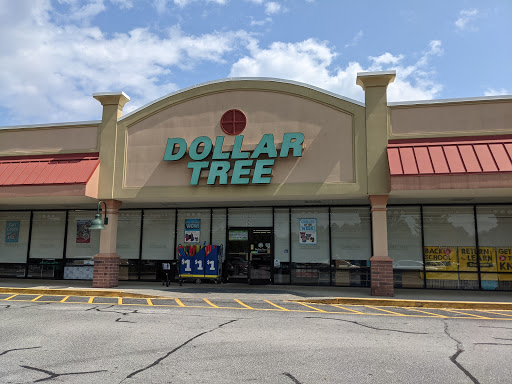 Shopping Mall «Highlands Square Shopping Center», reviews and photos, 250 Highlands Square Dr, Hendersonville, NC 28792, USA